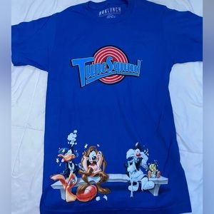 Boxlunch Looney Tunes T-shirt
